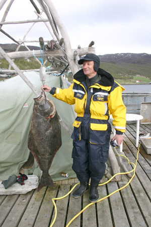 Статья о путешествии в норвежские фиорды с целью плодотворно порыбачить на легендарные трофеи со снастями компании AQUA.