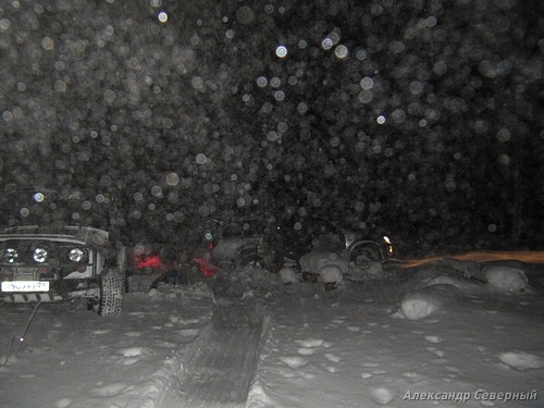 Статья о зимней рыбалке на глухом озере поморья с блеснами и балансирами AQUA