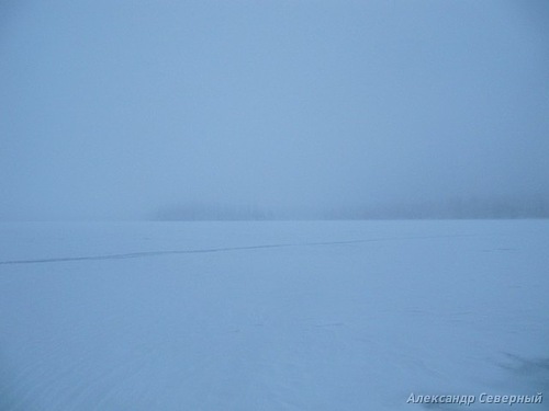 Статья о зимней рыбалке на глухом озере поморья с блеснами и балансирами AQUA