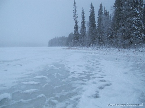 Статья о зимней рыбалке на глухом озере поморья с блеснами и балансирами AQUA