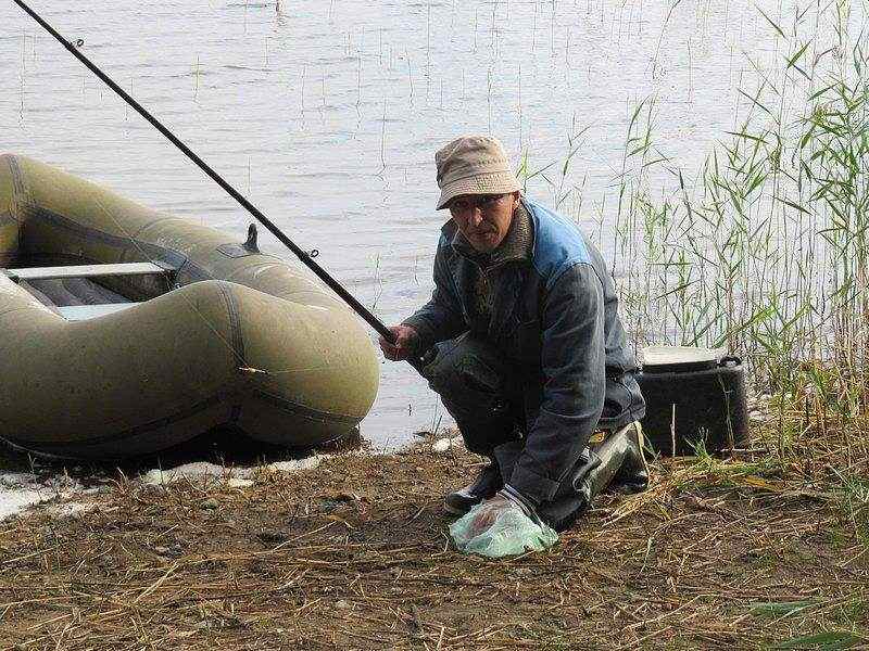 Отчет о летней рыбалке в начале августа на Ижмозерье. Ловля щуки на спиннинг. Фаворитом дня стала блесна вертушка лонг (long).
