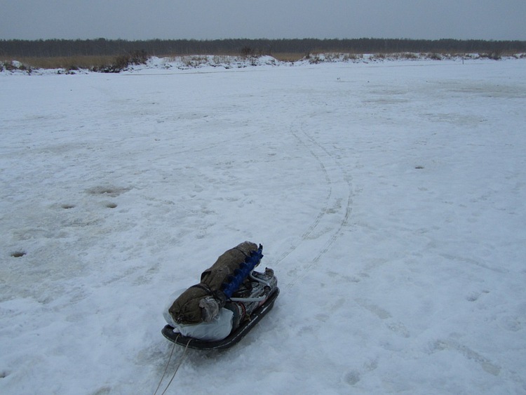 Отчет о рыбалке. Ловля корюшки на зимнюю блесну с обливным тройником.