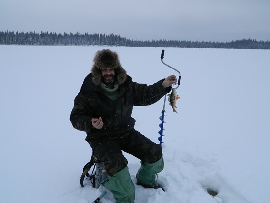 Лов окуня на таёжных озерах. Статья о рыбалке.